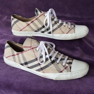 converse burberry converse burberry